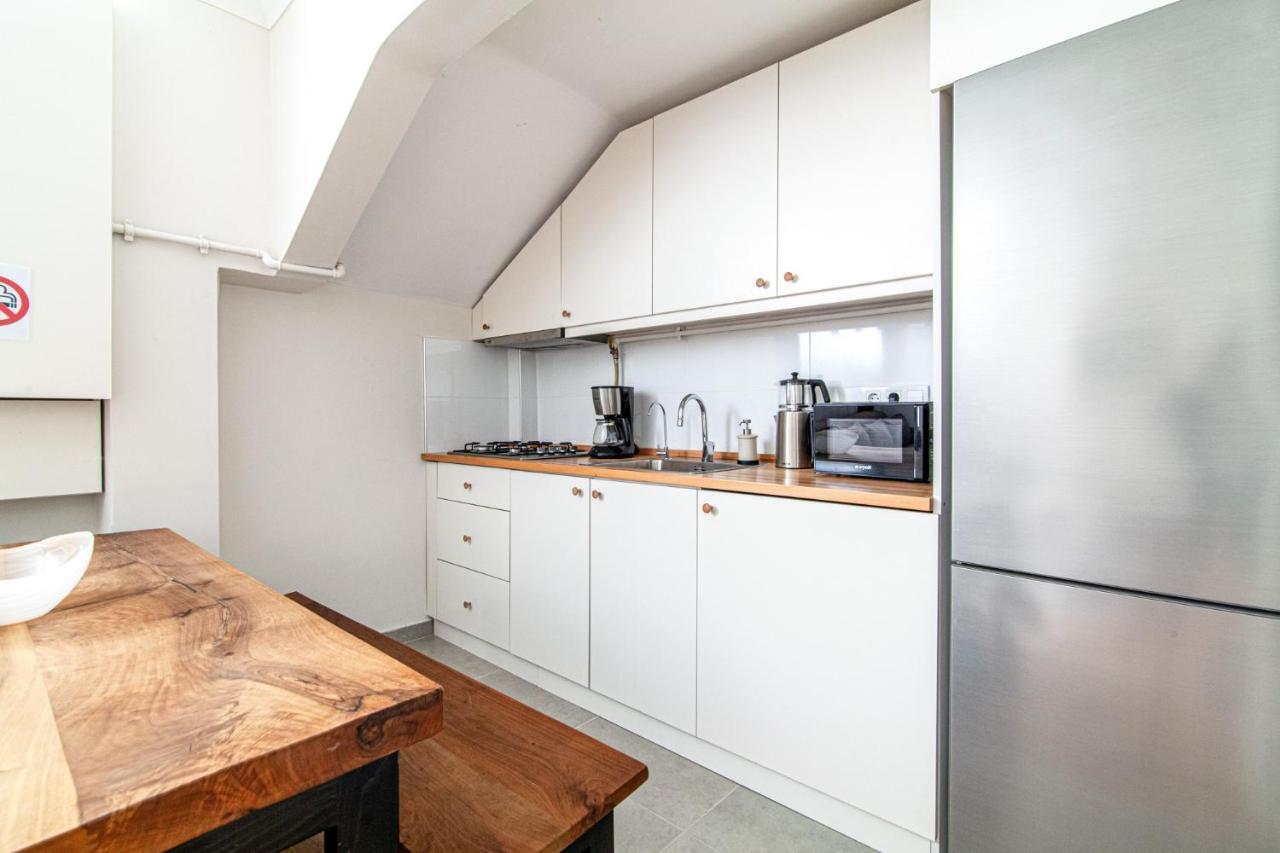 Gorgeous Apartment In The Heart Of Cihangir Istanbul Exterior foto