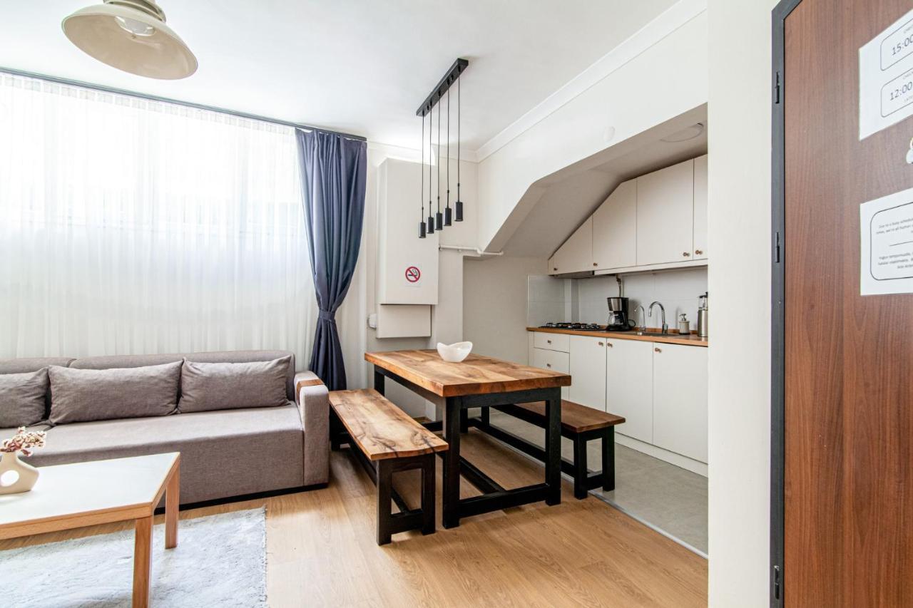 Gorgeous Apartment In The Heart Of Cihangir Istanbul Exterior foto